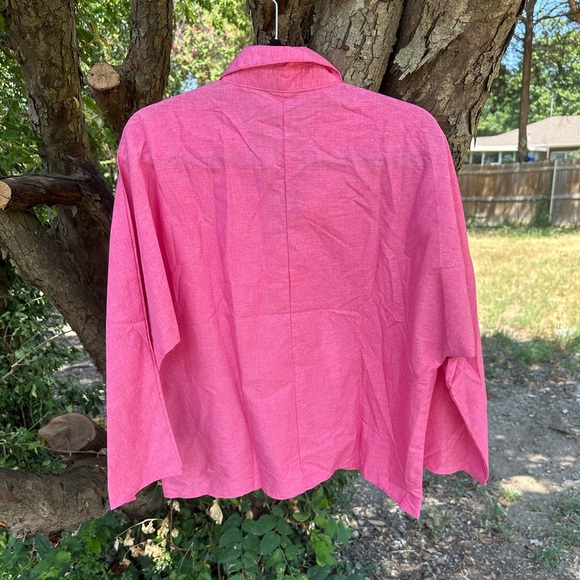 Pink cotton / poly blend shirt - perfect for summer! - Picture 7 of 10